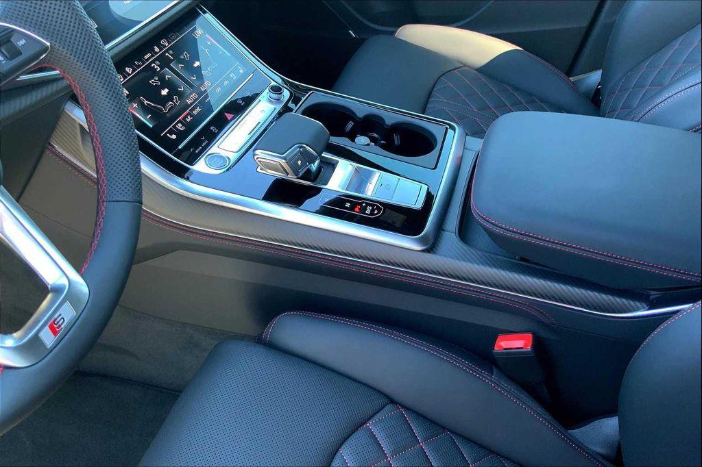 new 2026 Audi Q7 car, priced at $83,590