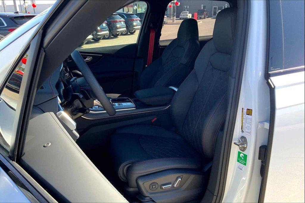 new 2026 Audi Q7 car, priced at $83,590
