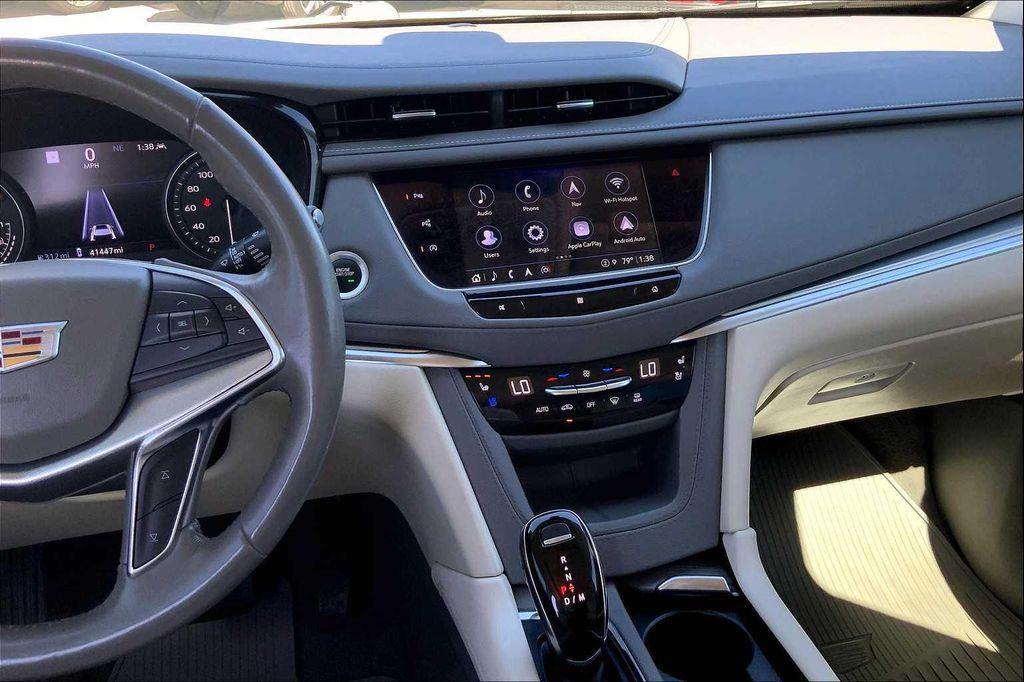 used 2021 Cadillac XT5 car, priced at $28,920