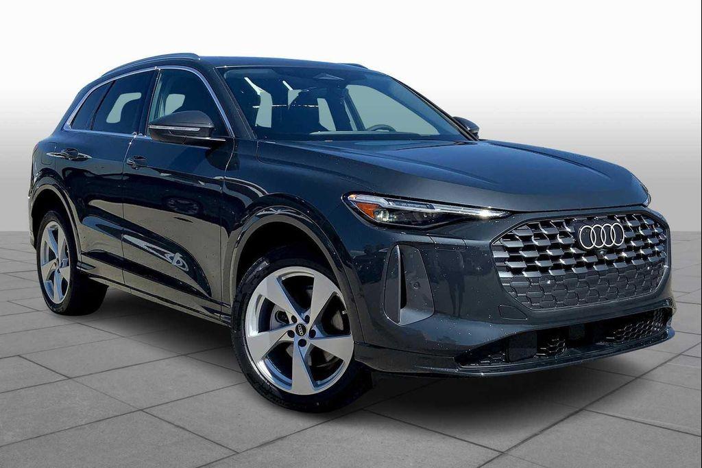 new 2025 Audi Q5 car, priced at $61,390