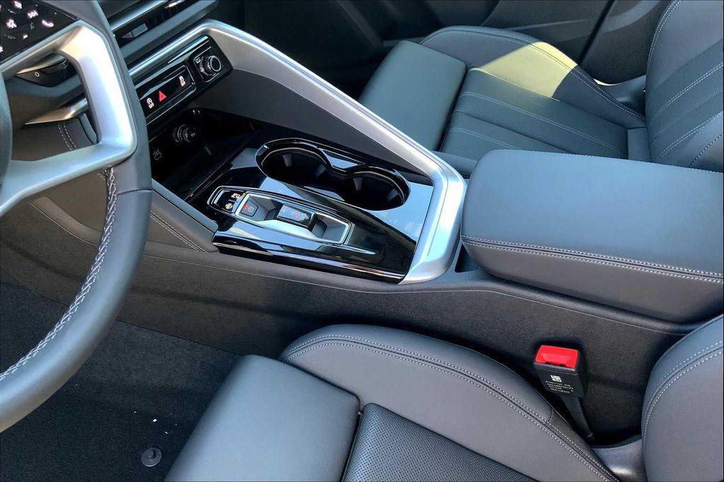 new 2025 Audi Q5 car, priced at $61,390