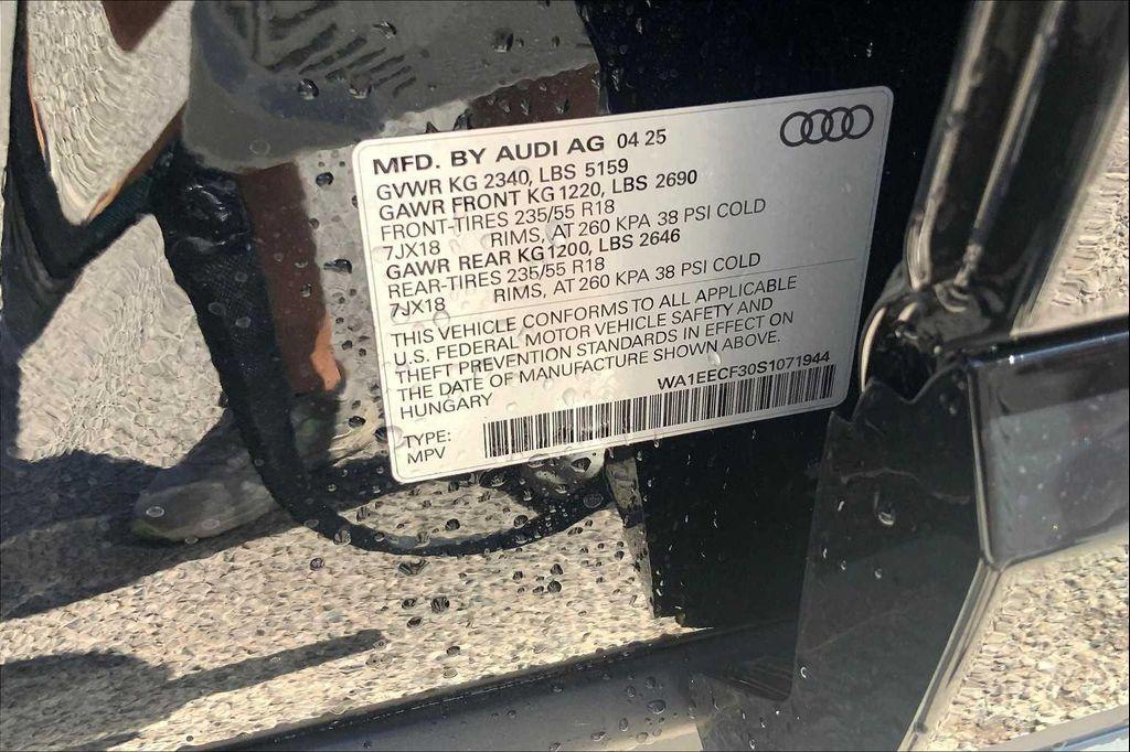 new 2025 Audi Q3 car, priced at $44,774