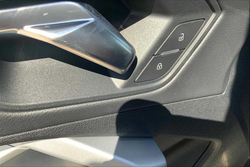 new 2025 Audi Q3 car, priced at $44,774