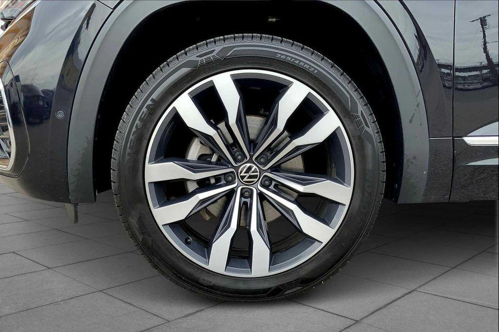 used 2022 Volkswagen Atlas car, priced at $37,498