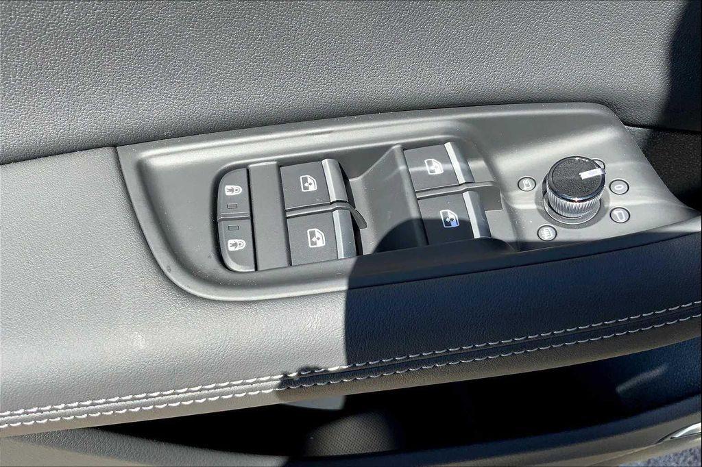 new 2026 Audi Q8 car, priced at $86,300