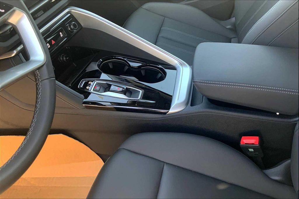 new 2025 Audi Q5 car, priced at $58,190