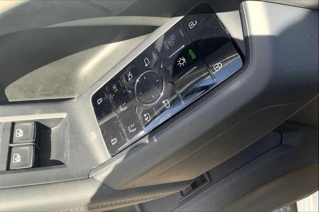 new 2025 Audi Q5 car, priced at $58,190