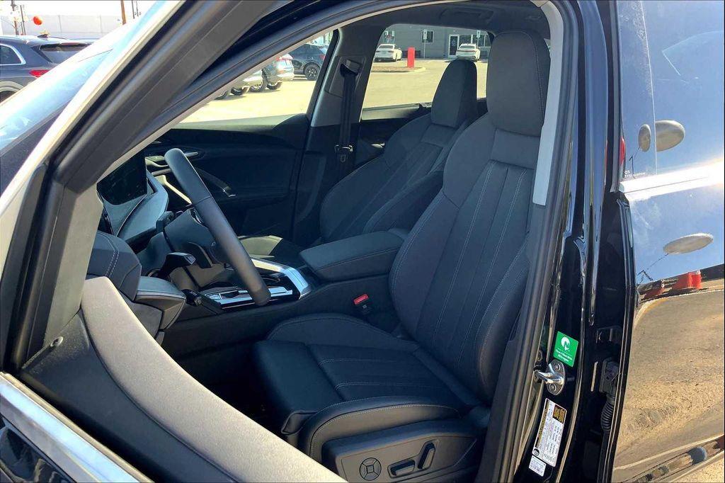 new 2025 Audi Q5 car, priced at $58,300