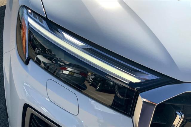 new 2025 Audi Q7 car, priced at $76,295