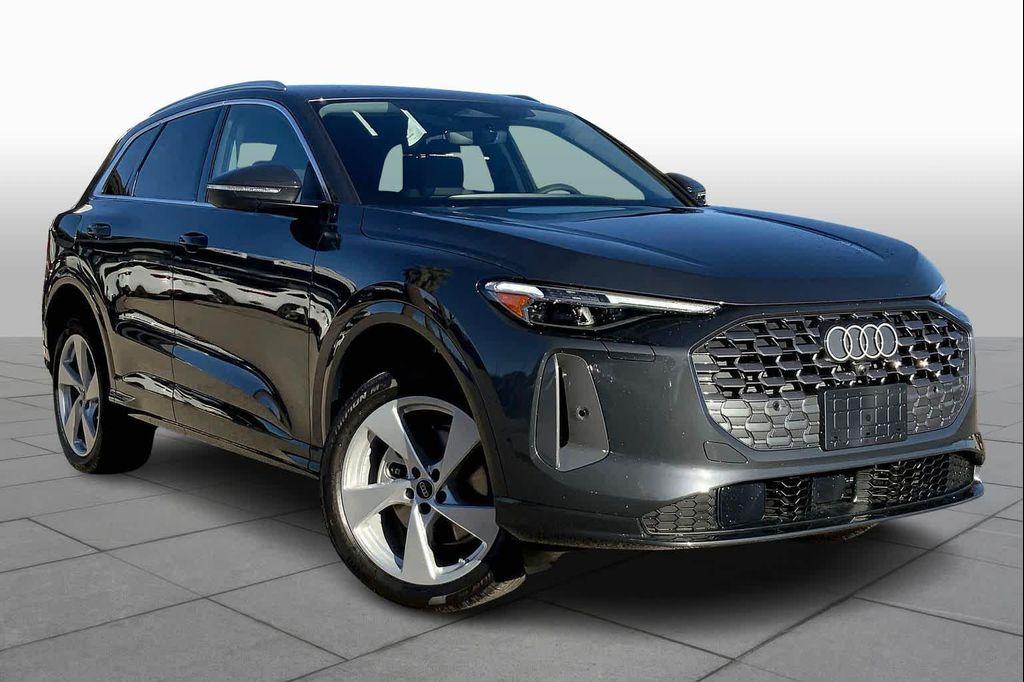 new 2025 Audi Q5 car, priced at $61,380