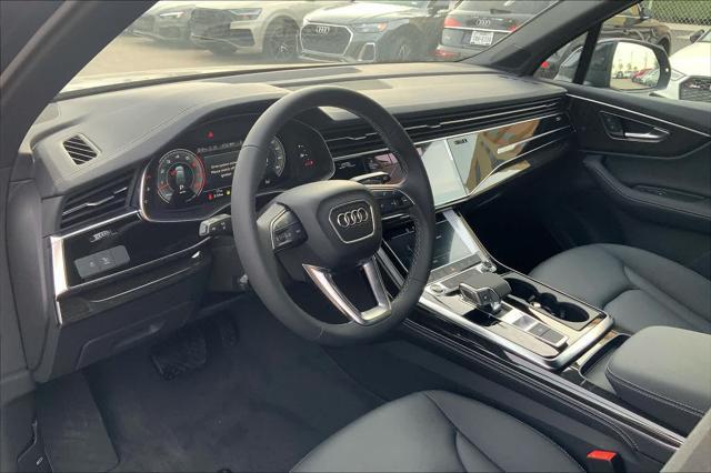 new 2025 Audi Q7 car, priced at $75,505