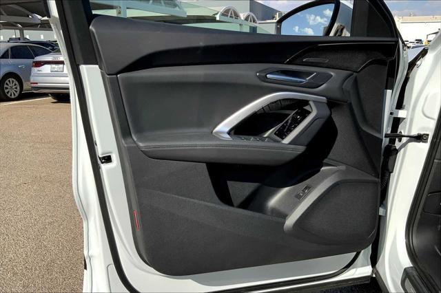 new 2025 Audi Q5 car, priced at $59,640