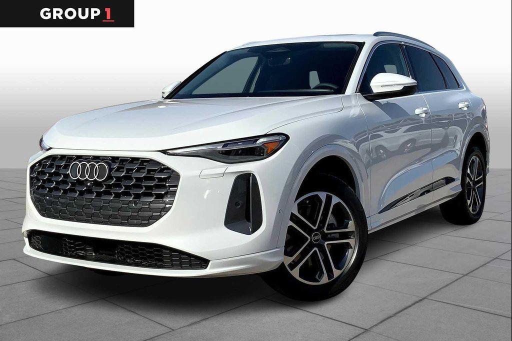 new 2025 Audi Q5 car, priced at $59,640