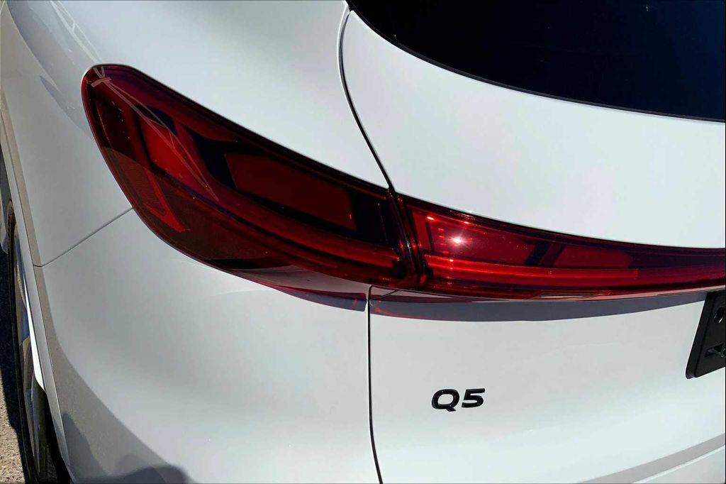 new 2025 Audi Q5 car, priced at $64,850