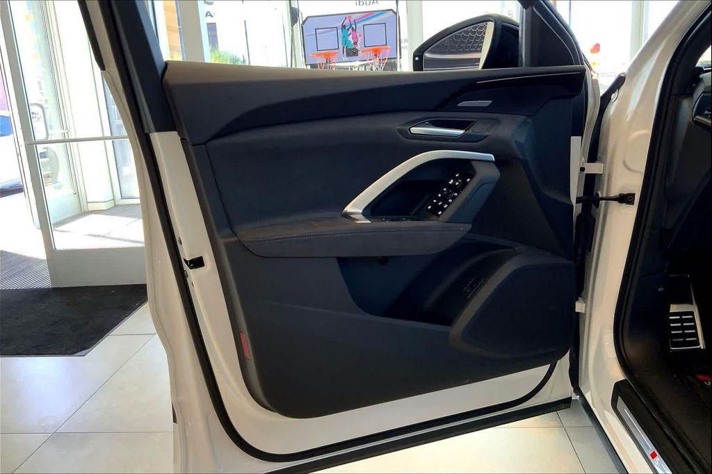 new 2025 Audi SQ5 car, priced at $71,255