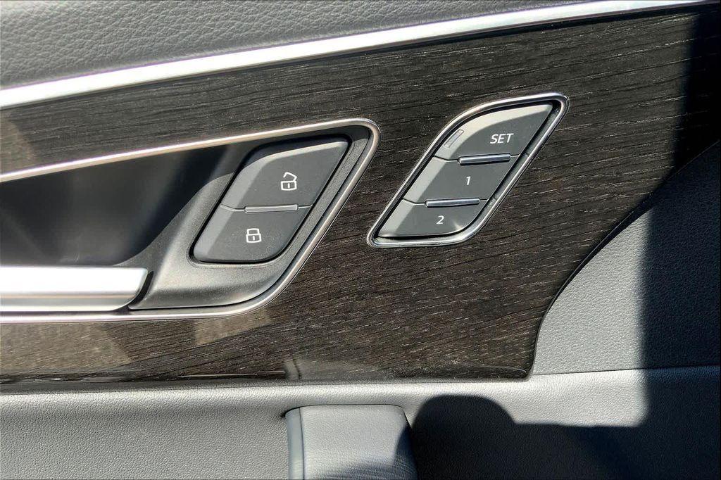 new 2026 Audi Q7 car, priced at $74,523