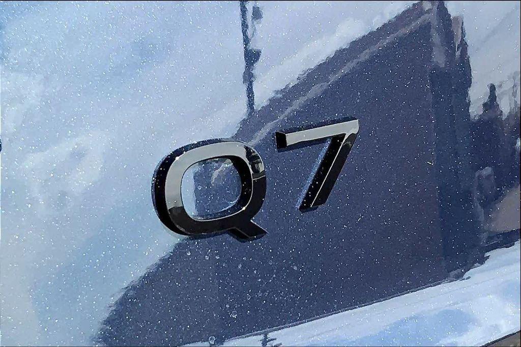 new 2026 Audi Q7 car, priced at $74,523