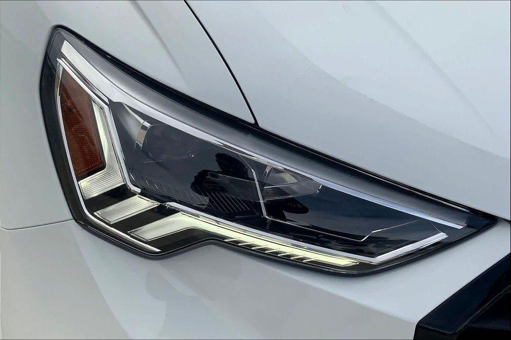 new 2025 Audi Q3 car, priced at $41,857