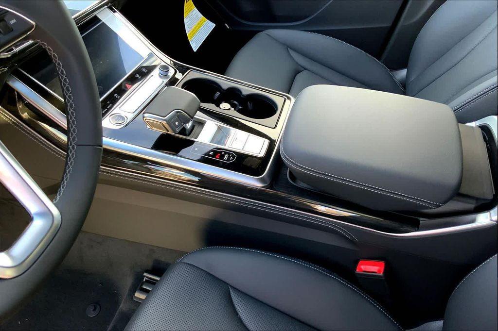 new 2026 Audi Q7 car, priced at $74,233