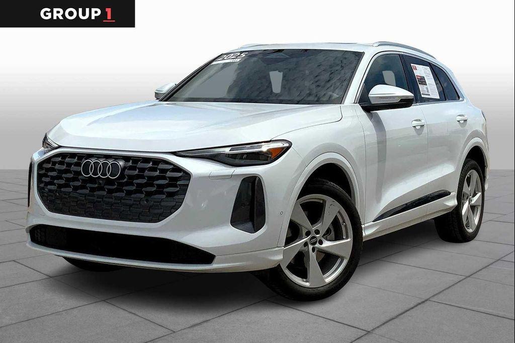 used 2023 Audi Q3 car, priced at $25,957