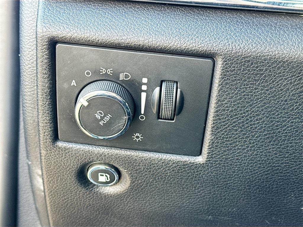 used 2020 Jeep Grand Cherokee car, priced at $22,400