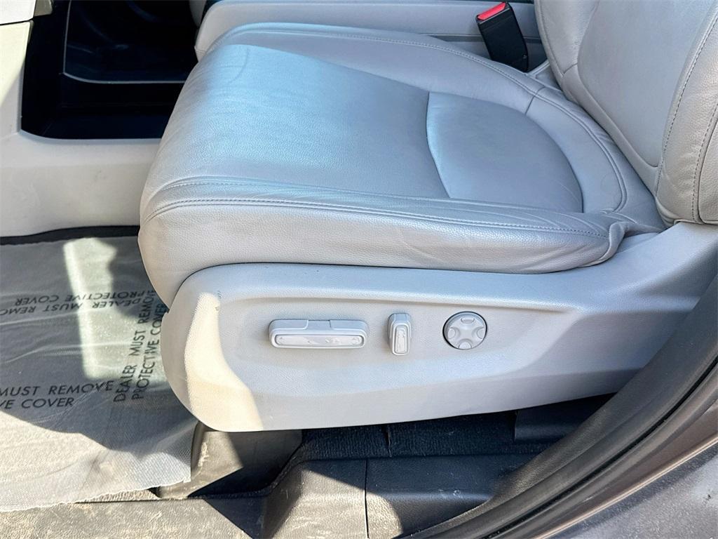used 2023 Honda Odyssey car, priced at $29,400
