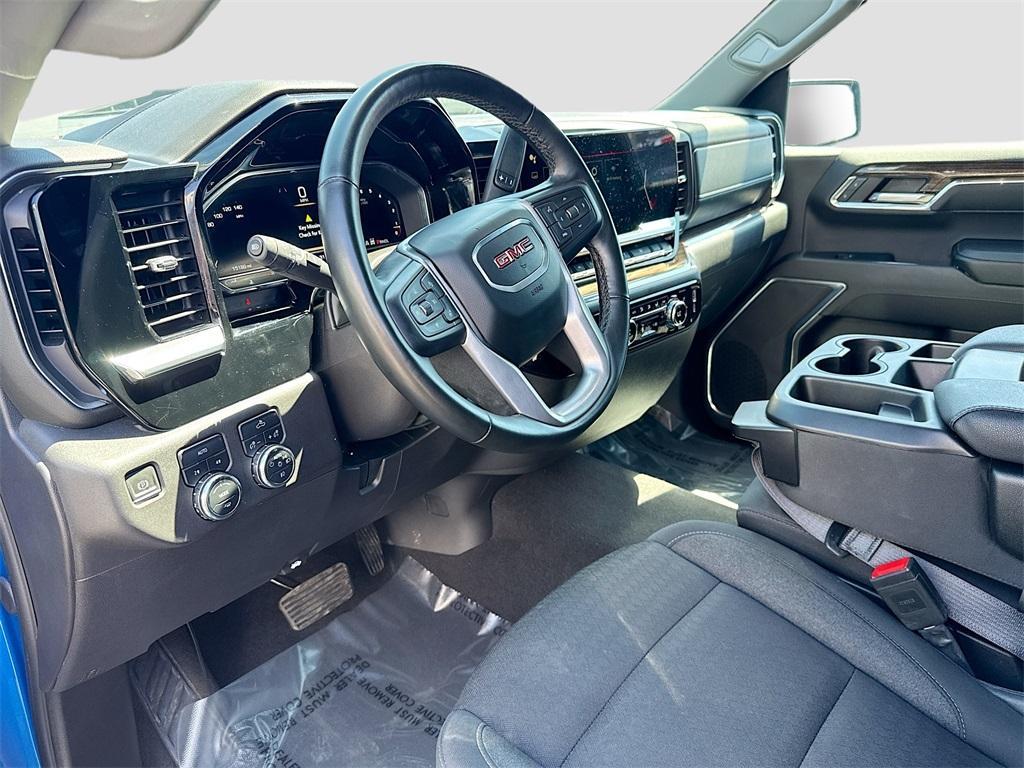 used 2024 GMC Sierra 1500 car, priced at $40,800