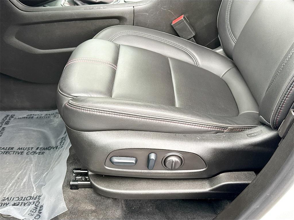 used 2023 Chevrolet Traverse car, priced at $35,000