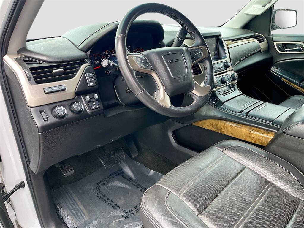 used 2016 GMC Yukon car, priced at $21,200