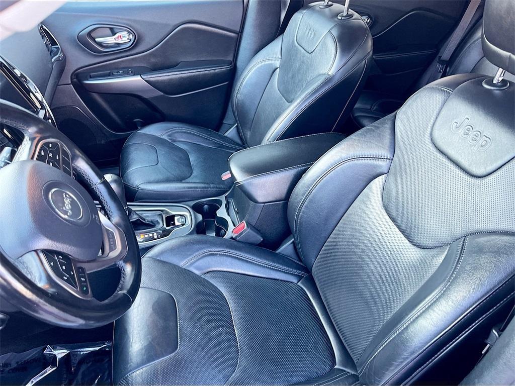used 2020 Jeep Cherokee car, priced at $15,800