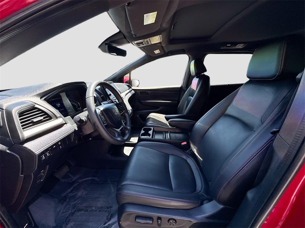 used 2023 Honda Odyssey car, priced at $32,400