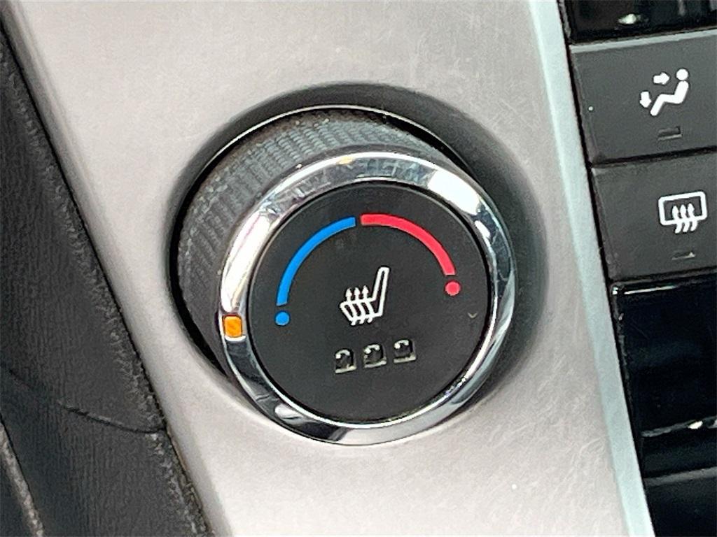 used 2014 Chevrolet Cruze car, priced at $4,500