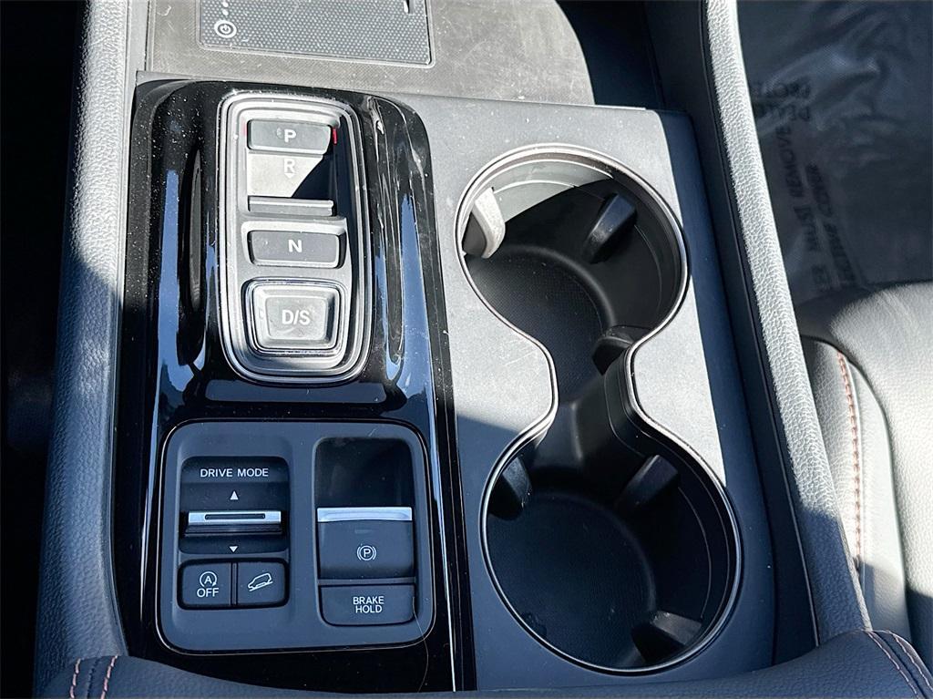 used 2024 Honda Pilot car, priced at $37,300