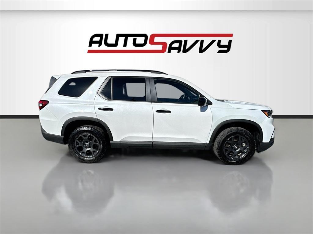 used 2024 Honda Pilot car, priced at $37,700