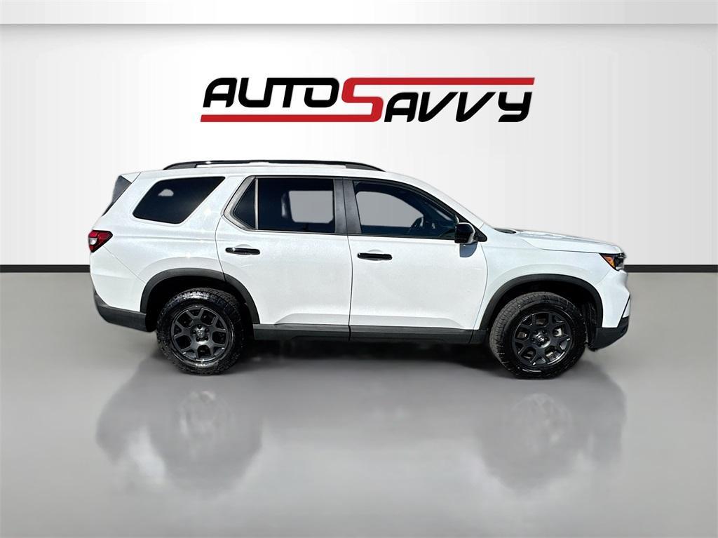 used 2024 Honda Pilot car, priced at $37,300