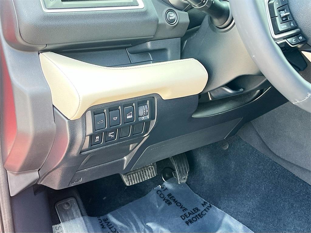 used 2021 Subaru Ascent car, priced at $25,000