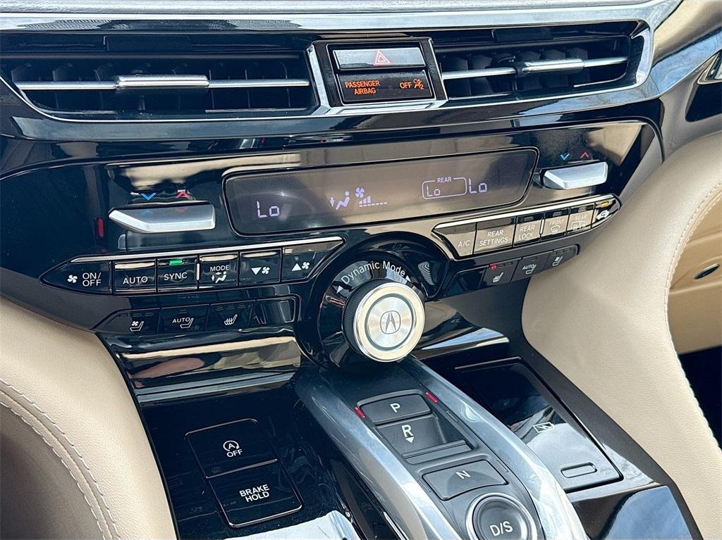 used 2023 Acura MDX car, priced at $40,000