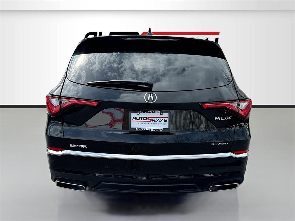 used 2023 Acura MDX car, priced at $40,000