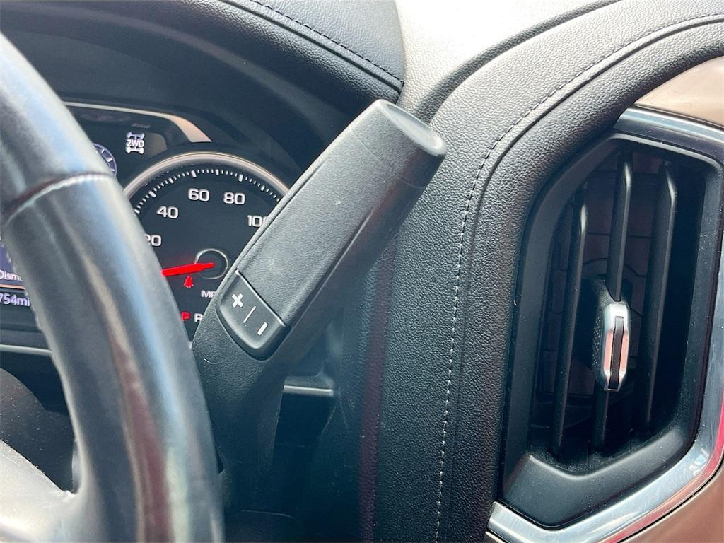 used 2020 Chevrolet Silverado 1500 car, priced at $35,700