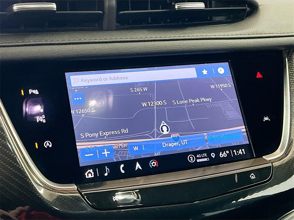 used 2024 Cadillac XT6 car, priced at $43,900