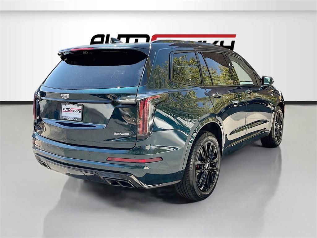 used 2024 Cadillac XT6 car, priced at $43,900