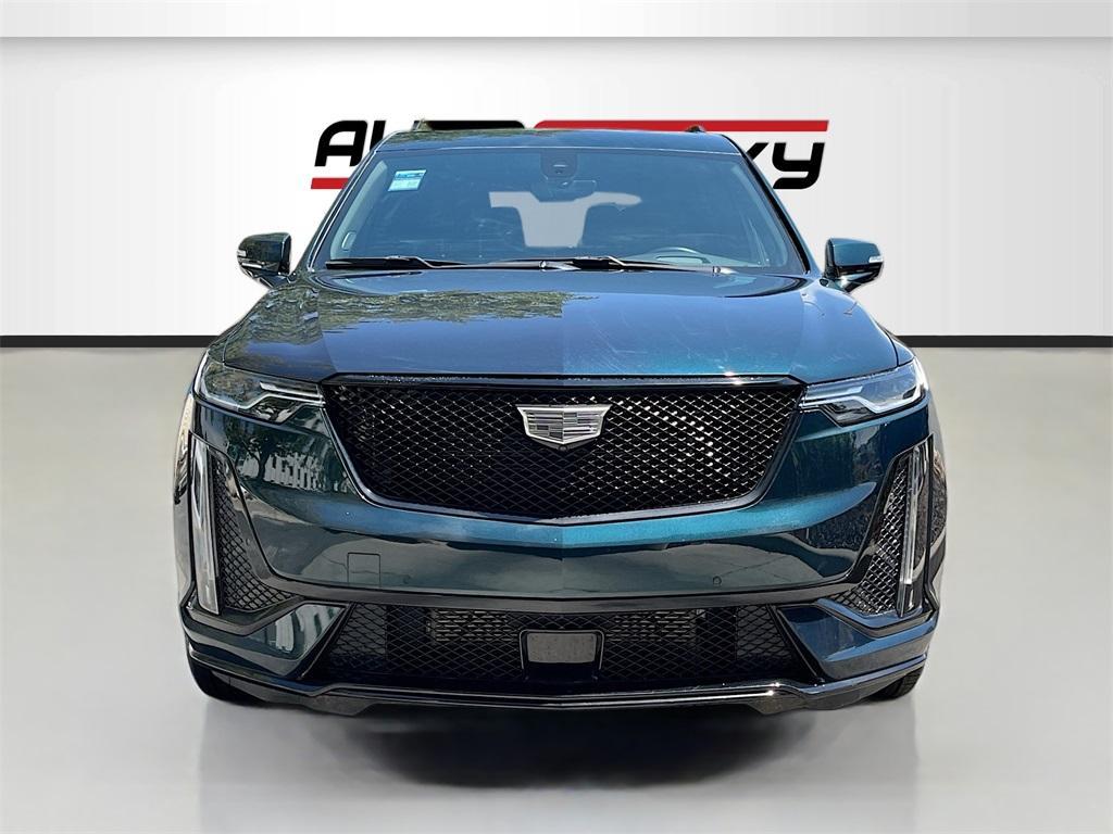 used 2024 Cadillac XT6 car, priced at $43,900