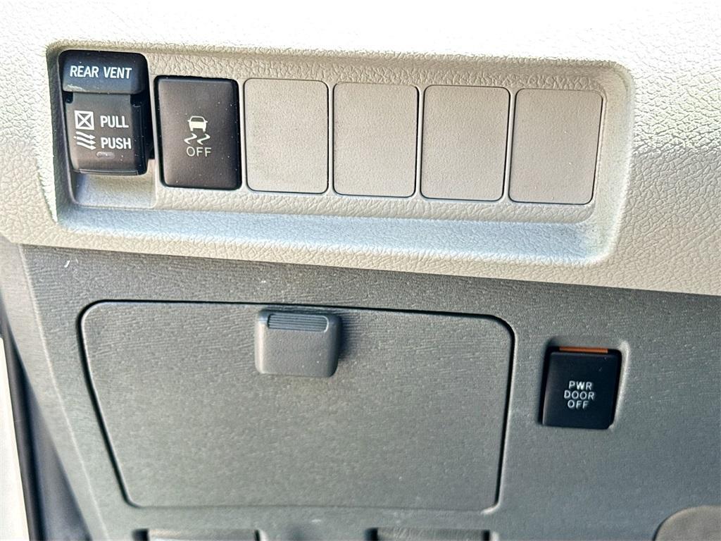 used 2020 Toyota Sienna car, priced at $27,500