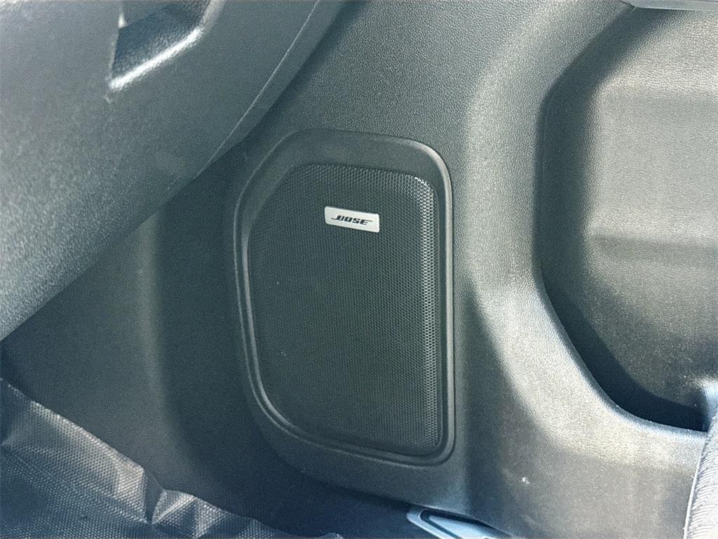 used 2021 GMC Sierra 1500 car, priced at $32,000