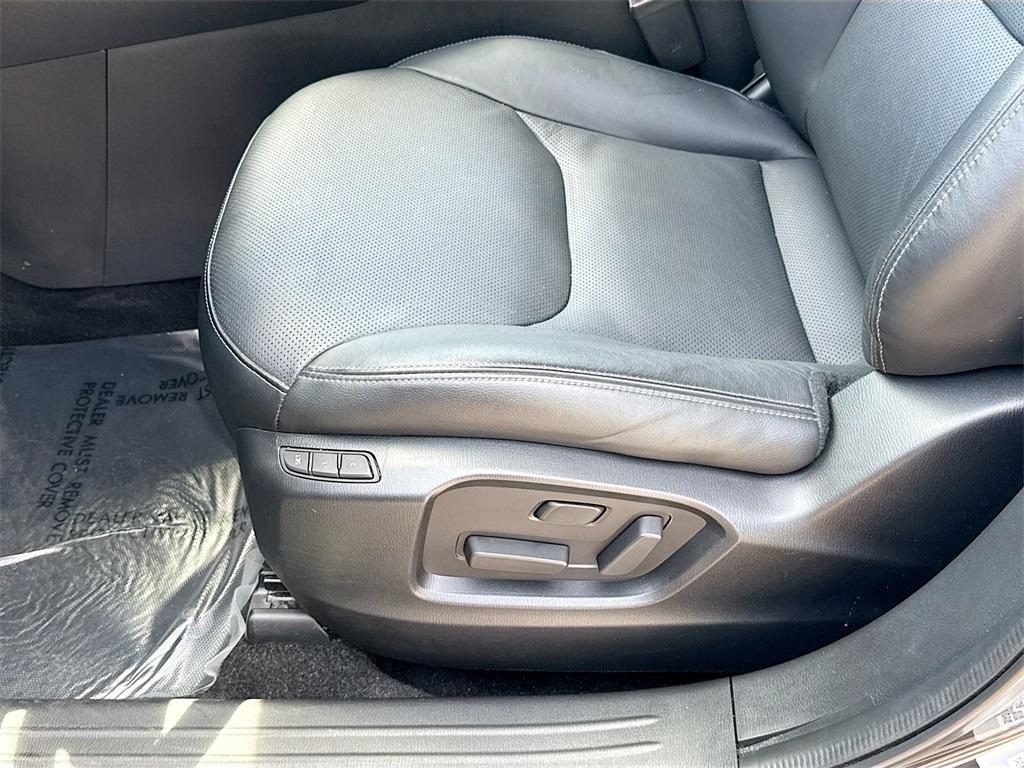 used 2023 Mazda CX-9 car, priced at $26,500