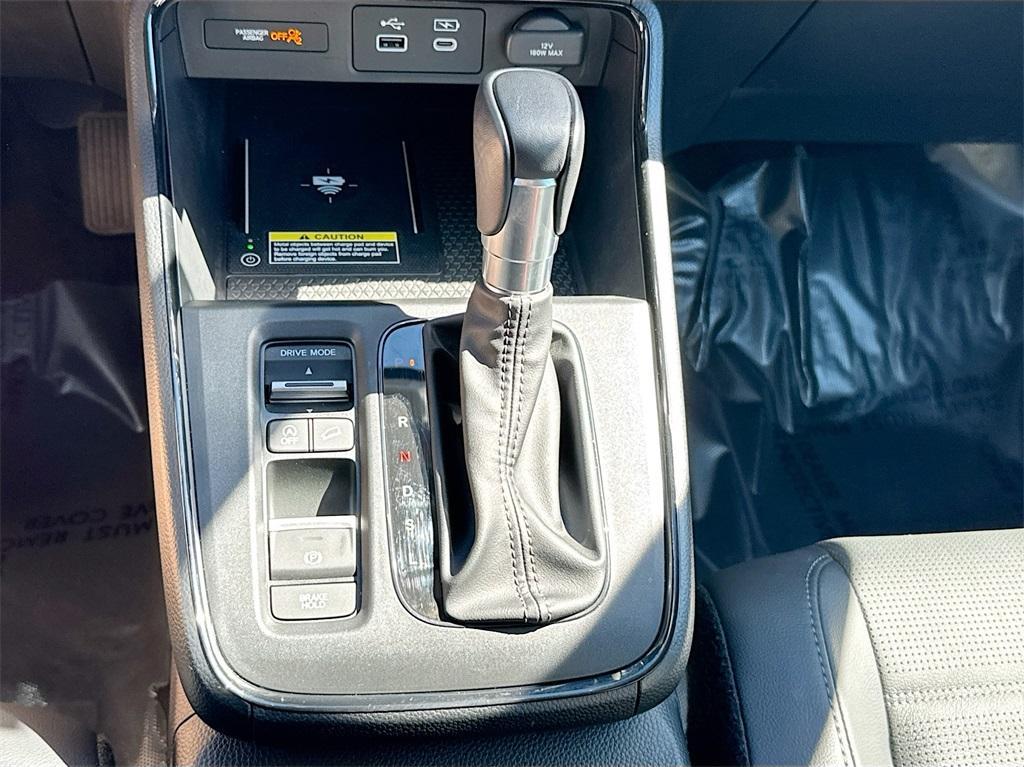 used 2024 Honda CR-V car, priced at $30,700