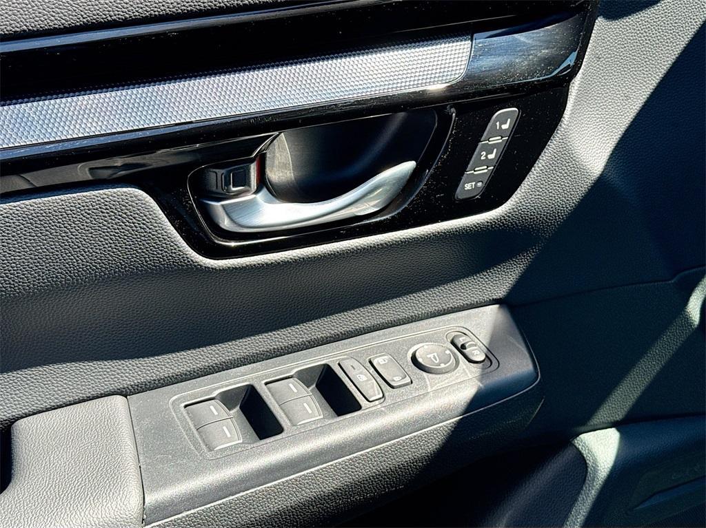 used 2024 Honda CR-V car, priced at $30,700