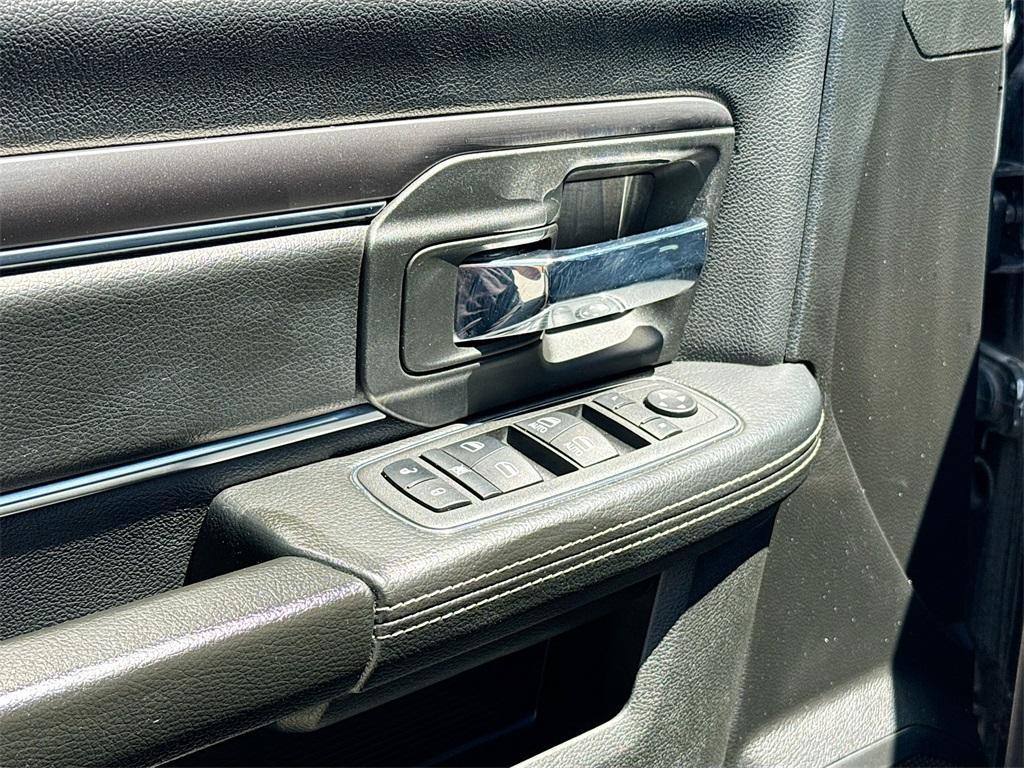 used 2021 Ram 1500 Classic car, priced at $31,300