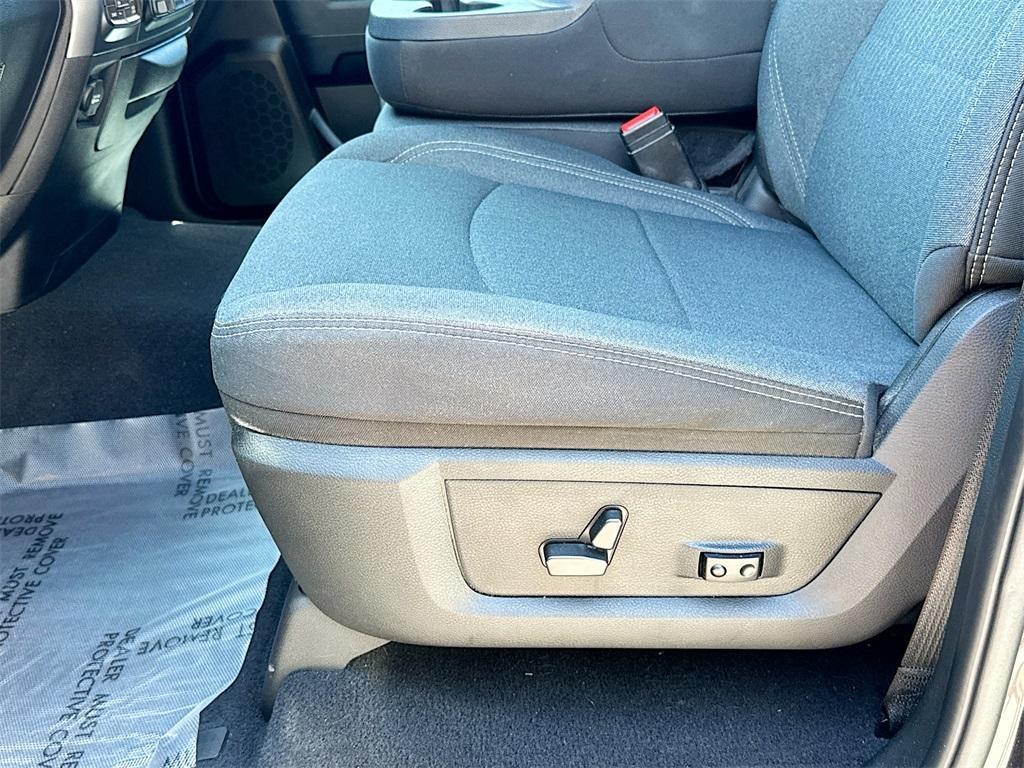 used 2021 Ram 1500 Classic car, priced at $31,300