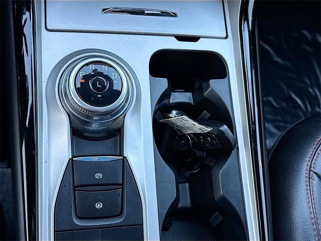 used 2022 Ford Explorer car, priced at $28,400